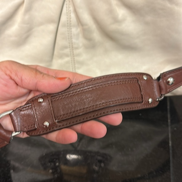 Coach leather bag! - Picture 3 of 16